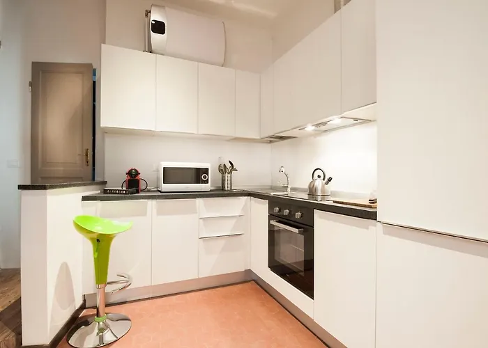 Ur-nest Montegrappa 아파트