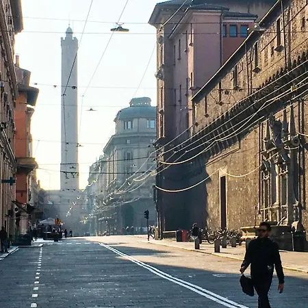 Ur-nest Montegrappa *