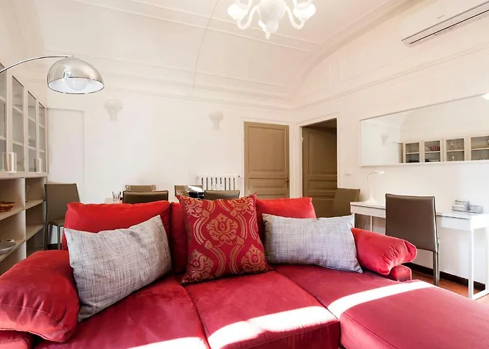 Ur-nest Montegrappa Lejlighed