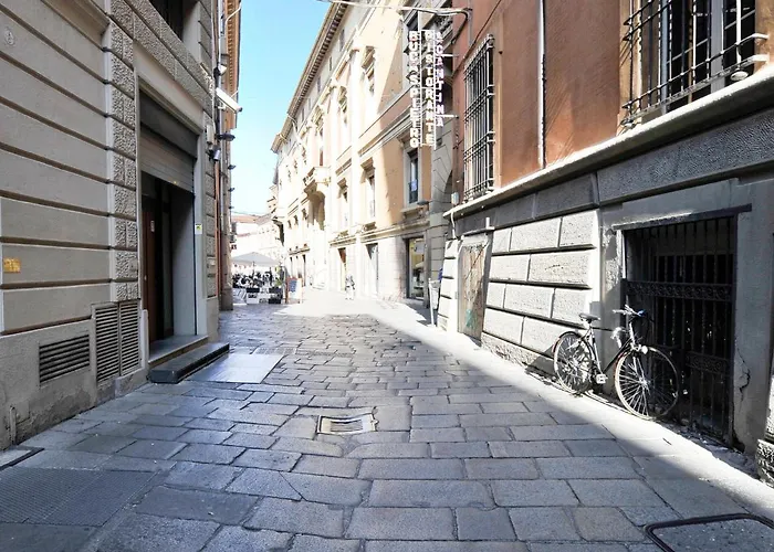 Ur-nest Montegrappa *